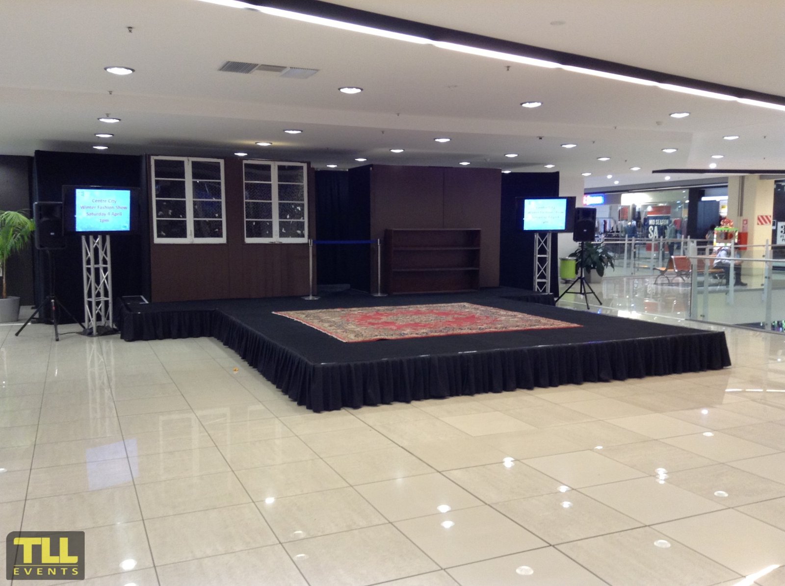 Staging / Risers - Image 8