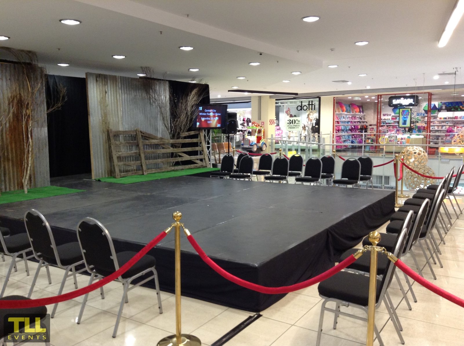 Staging / Risers - Image 7