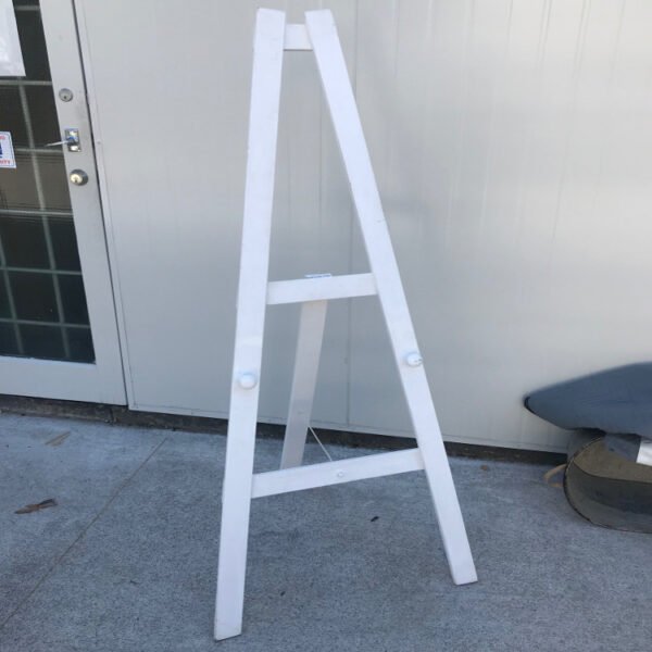 Floor Standing Easel - Image 2
